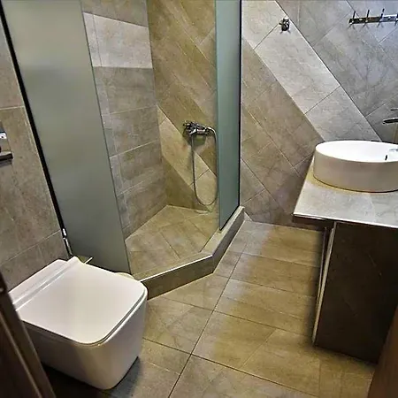 Vayia Megali Volvi