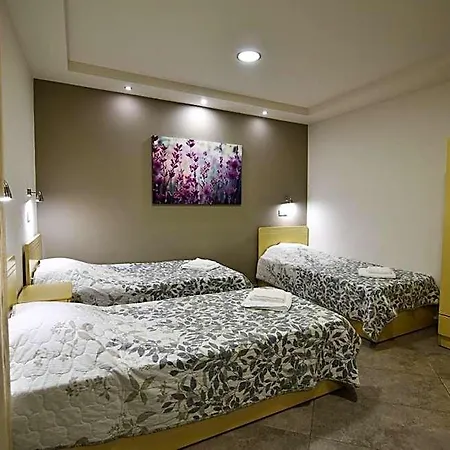 Hotel Vayia